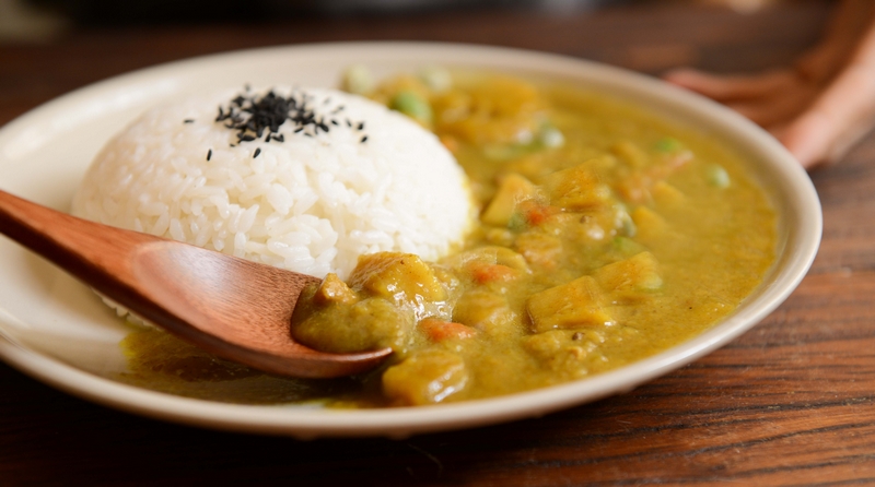 Curry de légumes au gingembre